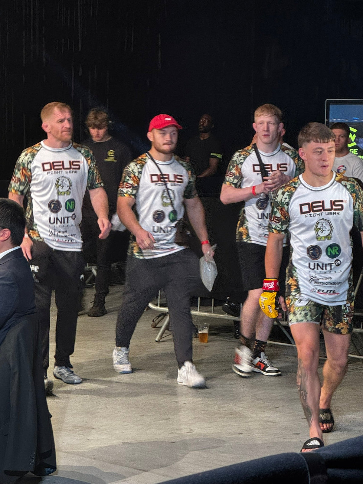 2-in-1 Training Shorts vs Fight Shorts: What’s Best for MMA? (UK Guide)